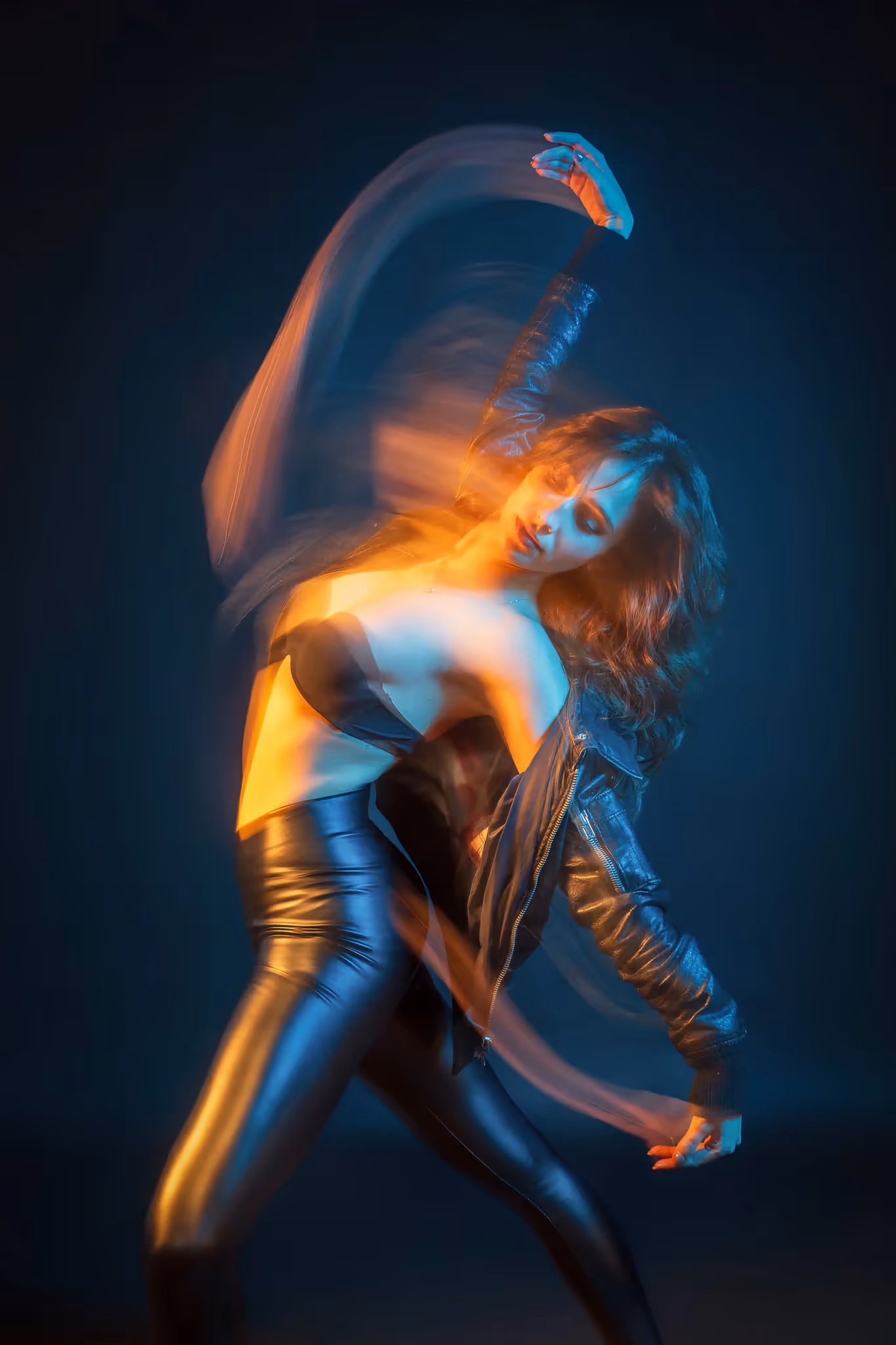 Ritratto fotografico professionale a Genova: c2e641ba67d44bb195de45a763c823e1.opt