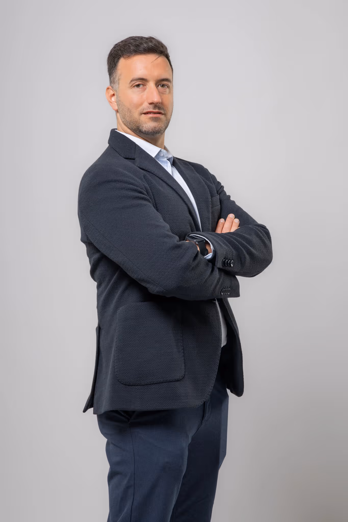 Ritratto fotografico professionale a Genova: e0341157afa54aac85fe737c559c4dbd.opt