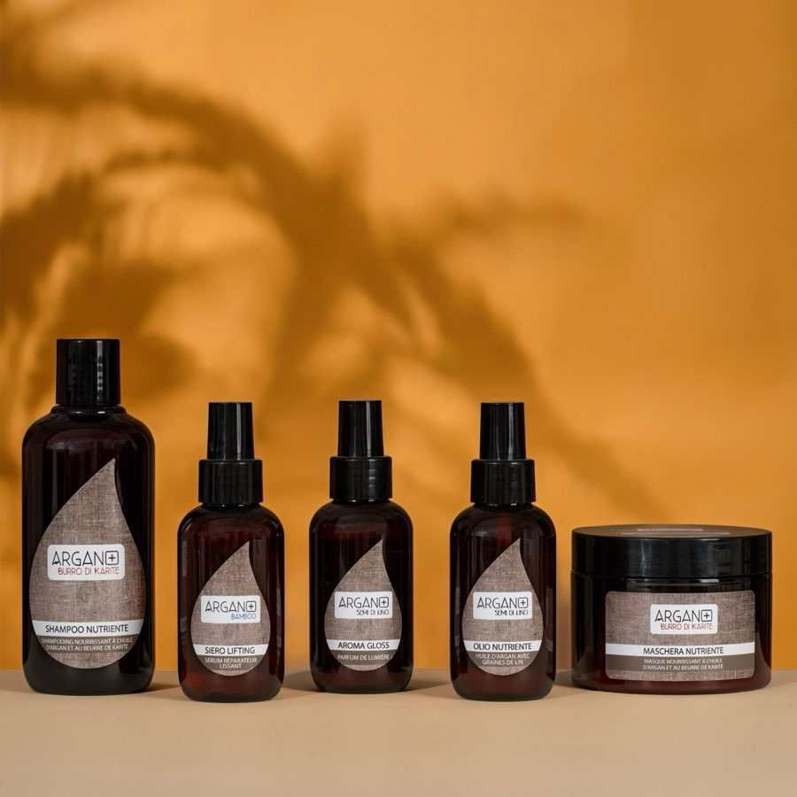 Dettaglio di prodotti cosmetici Argan Plus